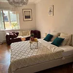 72M2 Spacious Krakow Apartments By Rentujemy
